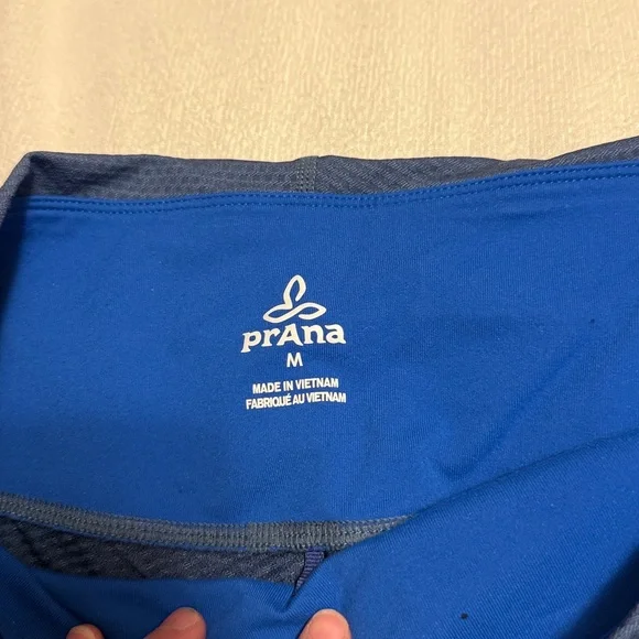 PRANA Women’s Size Medium Blue Athletic Crop Capri Yoga Leggings - Picture 3 of 6